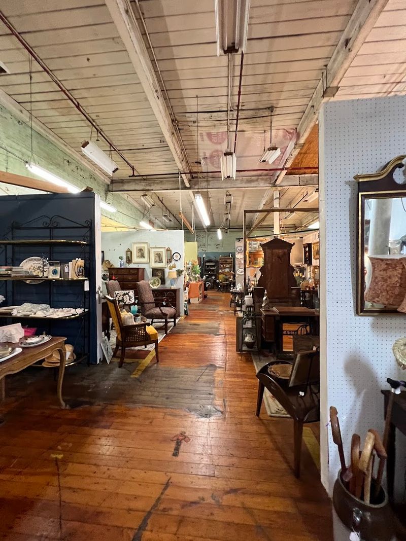 A Historic Building That Adds to the Shopping Experience