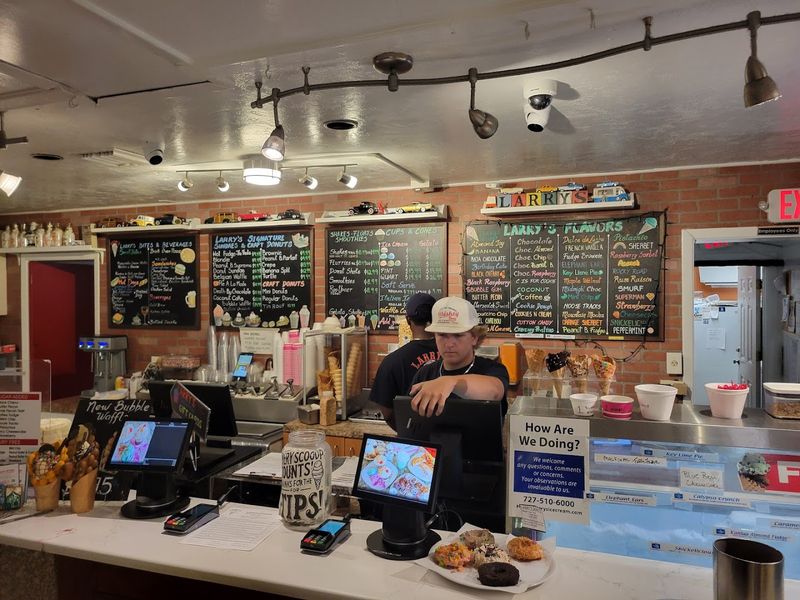 A Knowledgeable Staff That Guides You to the Perfect Scoop