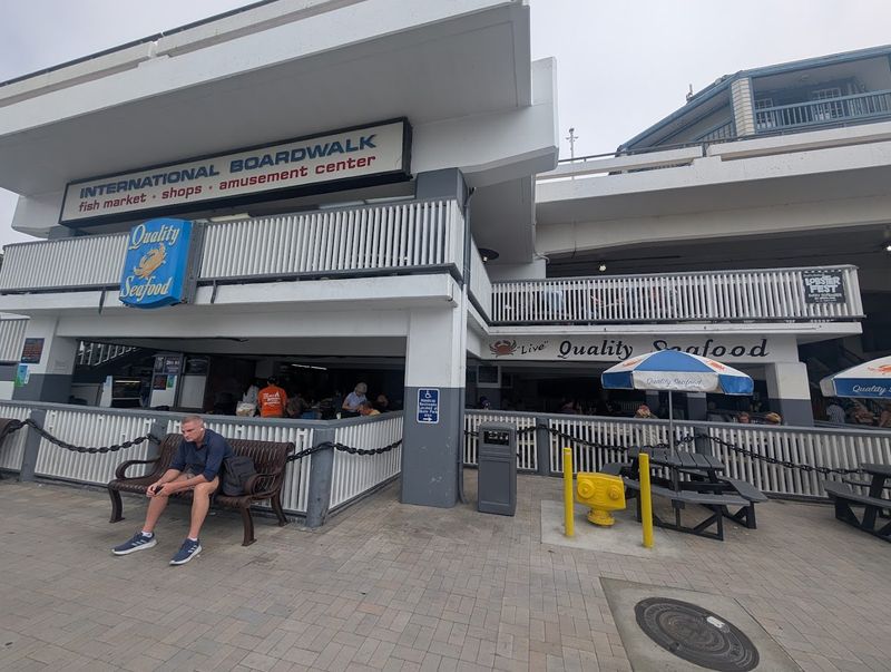 A Legendary Seafood Market Open Since 1953