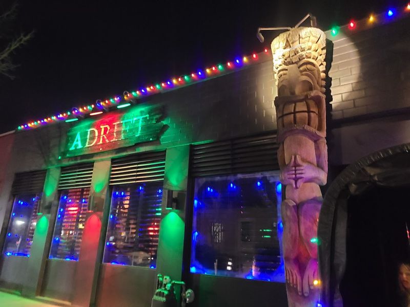 A Location That's Easy to Love on South Broadway