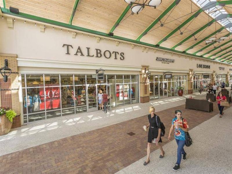 A Massive Store Lineup That Covers Every Shopping Need