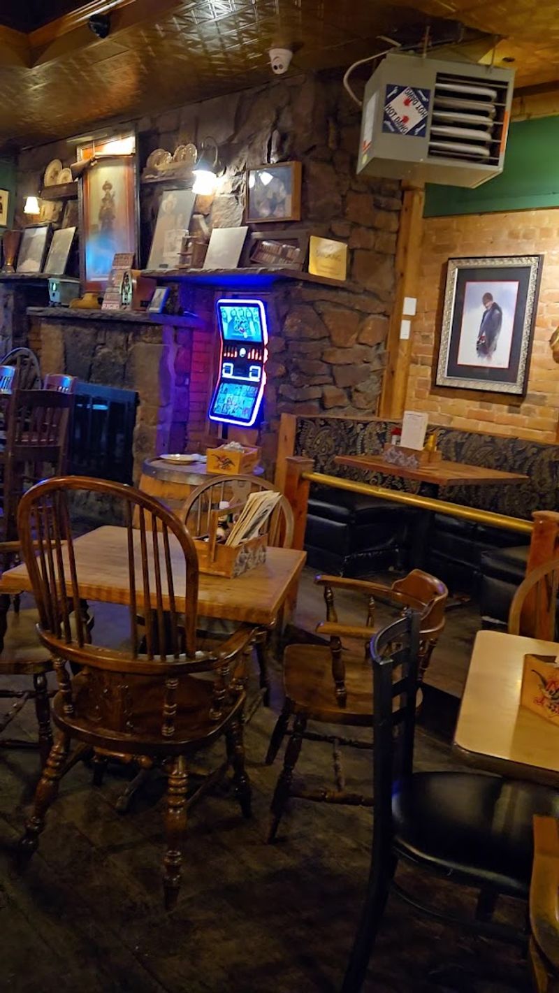 A Mountain Saloon Experience That Keeps People Coming Back A Mountain Saloon Experience That Keeps People Coming Back