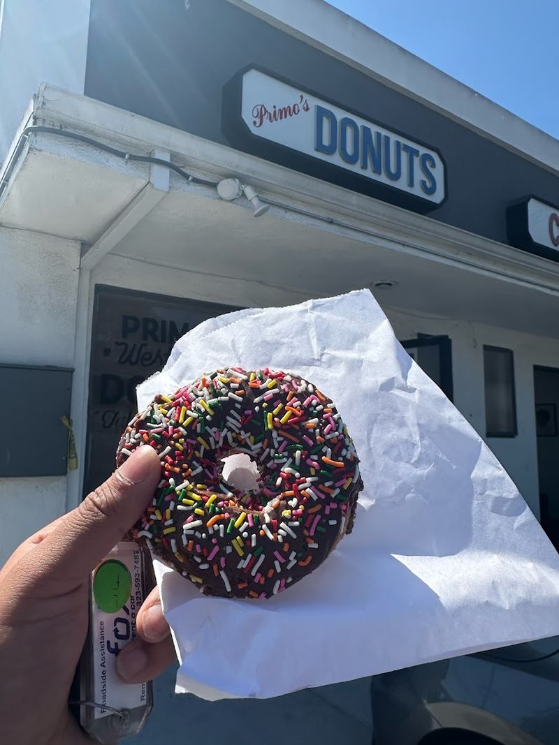A Must-Visit LA Landmark for Donut Lovers
