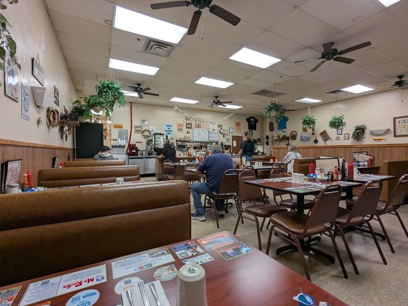 A Neighborhood Atmosphere That Feels Like Home