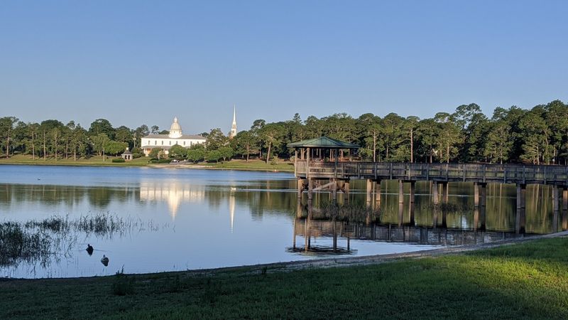 A One-of-a-Kind Circular Lake Right in the Heart of Town