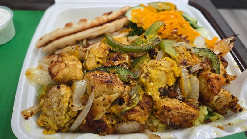 A Perfect 5-Star Reputation Built on Real Love for Food