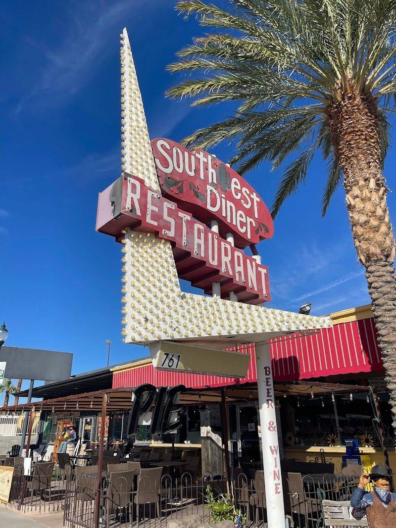 A Perfect Pit Stop Between Las Vegas and Hoover Dam