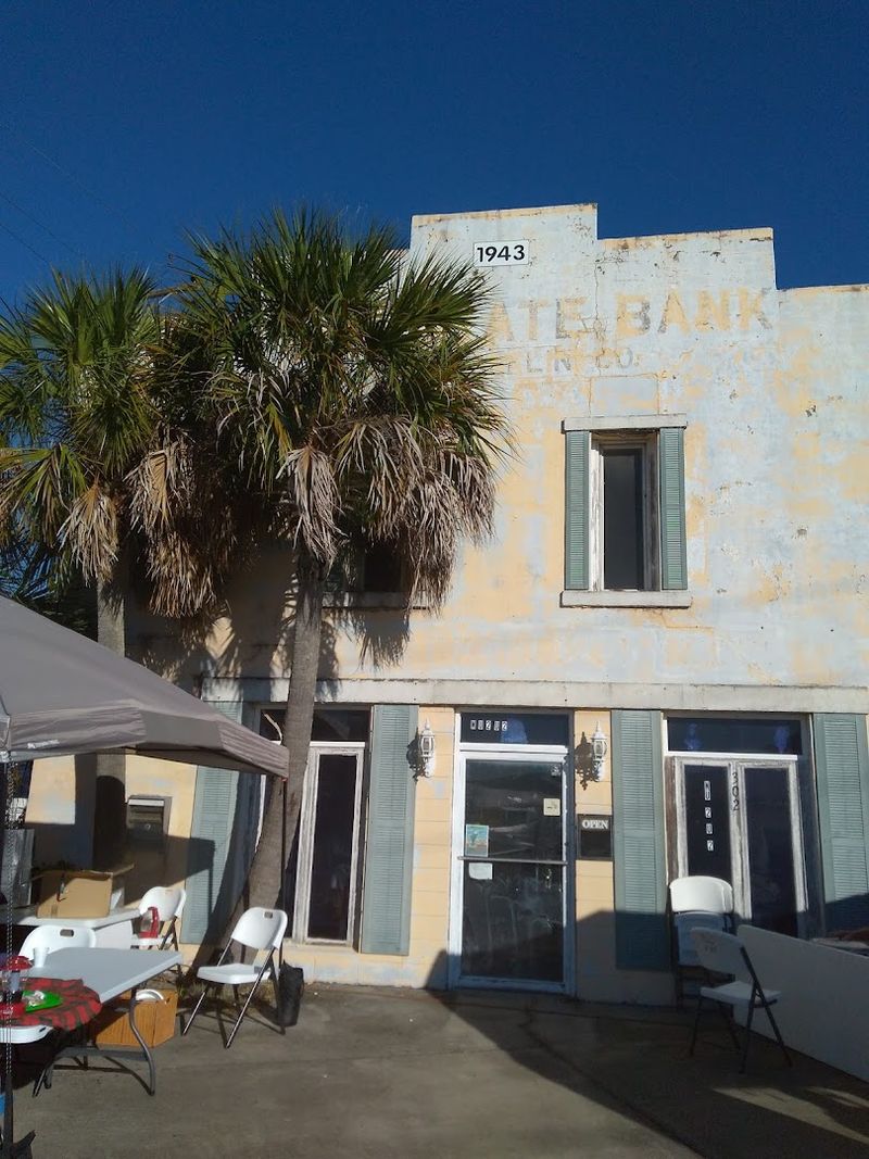 A Quiet Downtown With Small-Town Charm To Spare