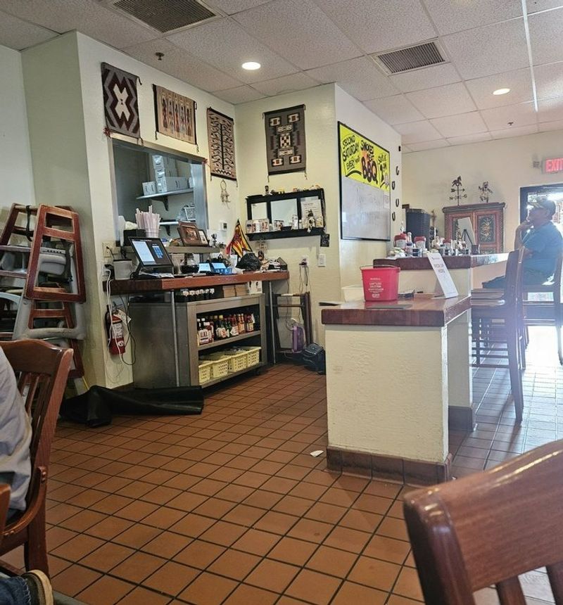 A Retro Diner Atmosphere That Takes You Back in Time