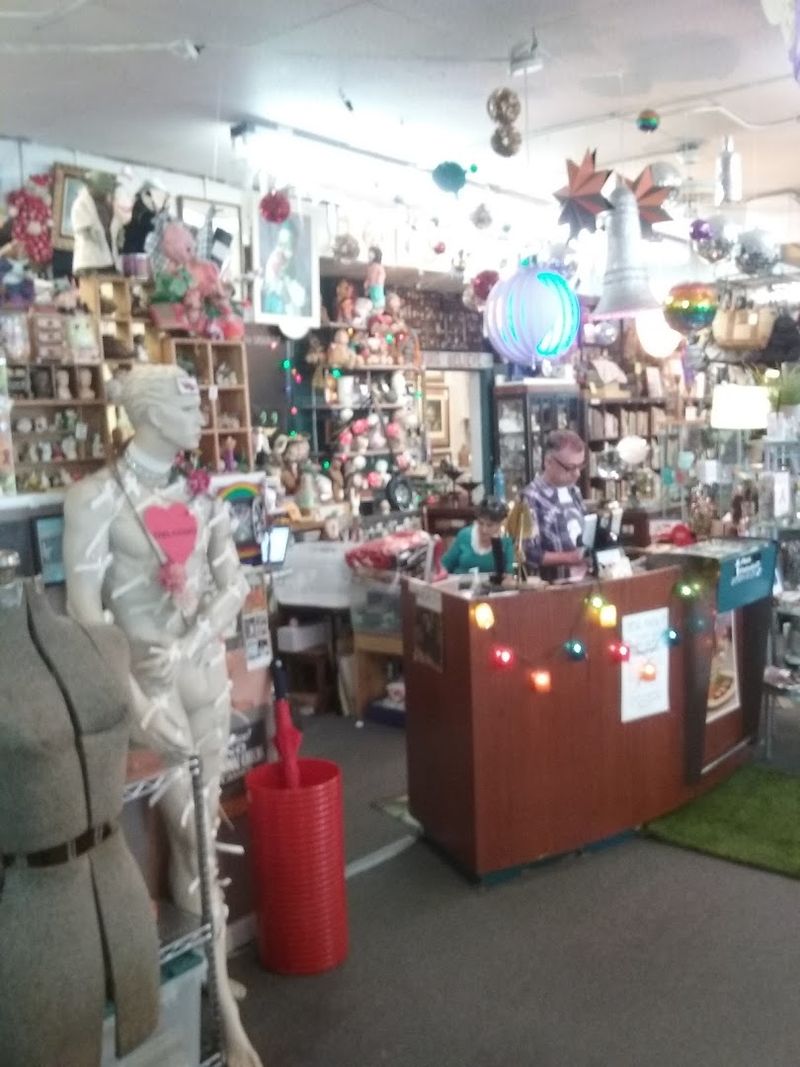 A Store Atmosphere That Feels Like A Museum And A Boutique Combined A Store Atmosphere That Feels Like A Museum And A Boutique Combined