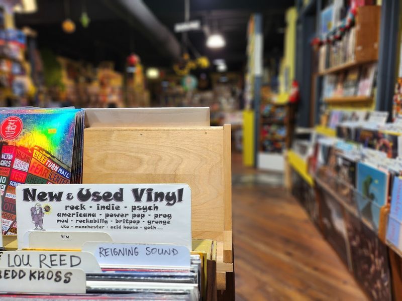 A Store Layout That Makes Browsing Easy