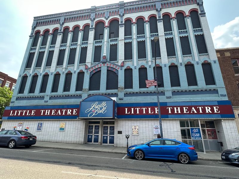 A Thriving Arts Scene That's Free or Cheap to Enjoy A Thriving Arts Scene That's Free or Cheap to Enjoy