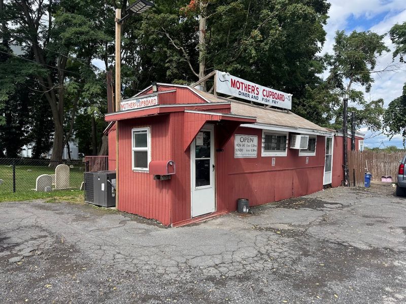 A Tiny Building With a Massive Following
