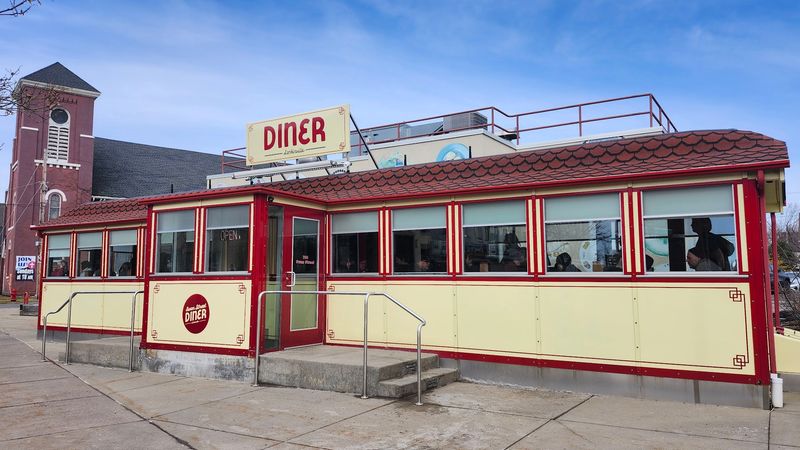 A Vintage Dining Car Like No Other