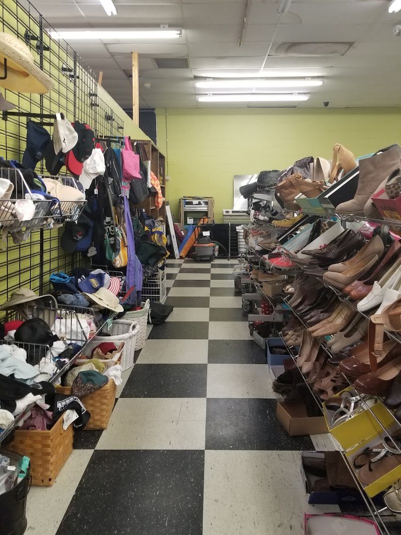 A Well-Organized Store That Makes Browsing Easy