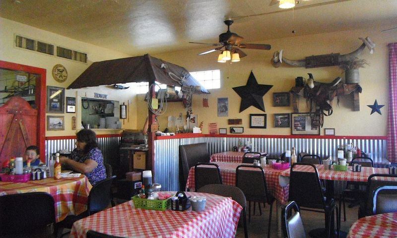 A Western Atmosphere That Feels Completely Authentic