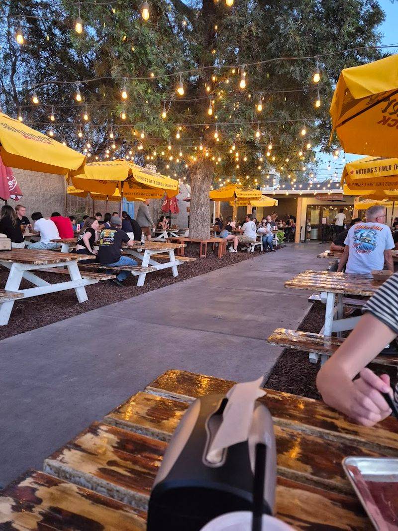 A Woodsy, Welcoming Atmosphere That Sets the Mood Right