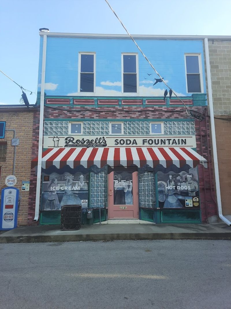 Affordable Dining and Local Restaurant Scene