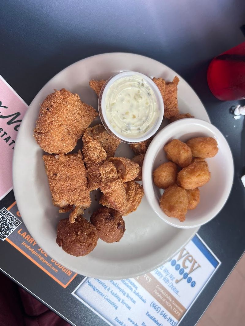 All-You-Can-Eat Catfish That Keeps Locals Coming Back