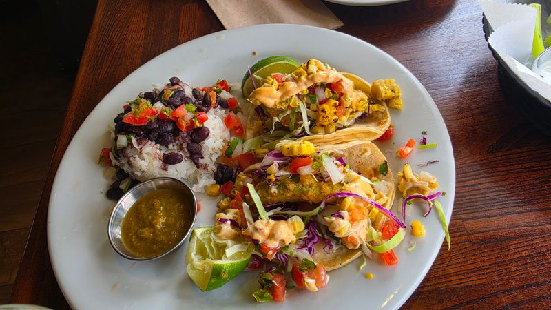 Aloha Fish Tacos That Stand Out From the Crowd Aloha Fish Tacos That Stand Out From the Crowd