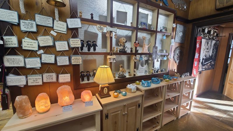 Amish Souvenirs and Gift Items for Everyone Amish Souvenirs and Gift Items for Everyone