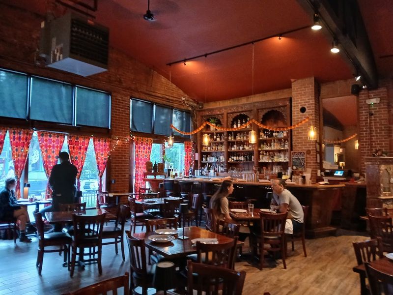 An Atmosphere That Feels Artsy and Inviting