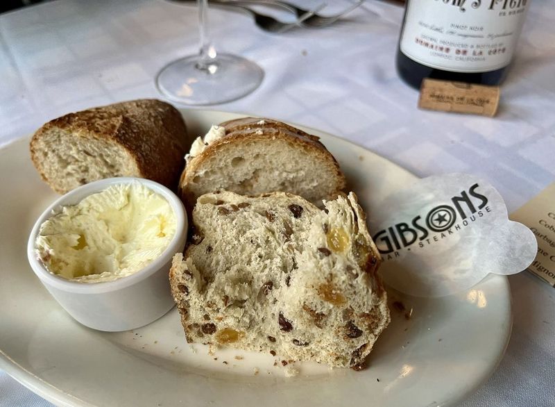 An Extensive Wine List That Matches the Occasion