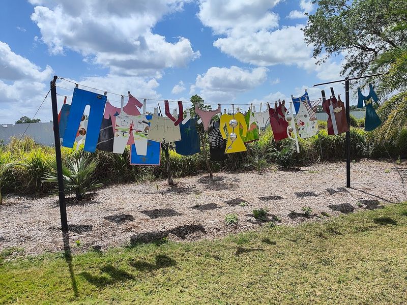 An Origami Exhibit That Adds a Surprising Twist to the Garden Experience
