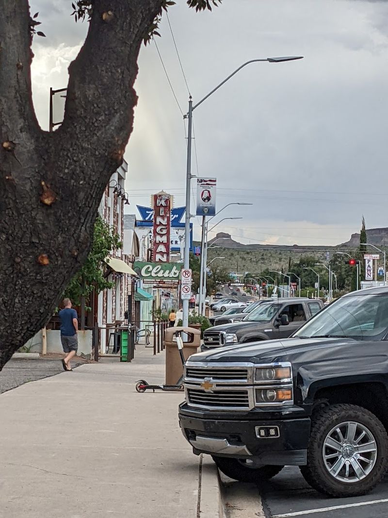 Andy Devine Avenue and Route 66 Nostalgia