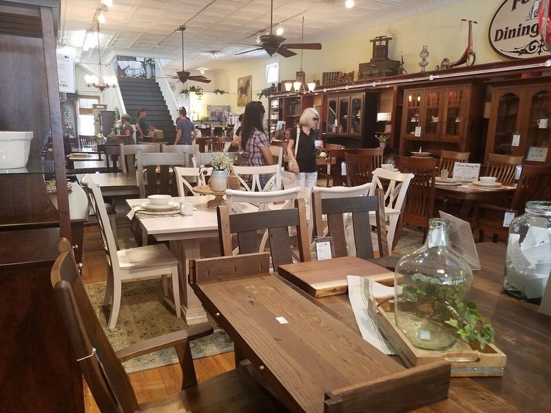 Annual Events That Draw Antique Enthusiasts Annual Events That Draw Antique Enthusiasts