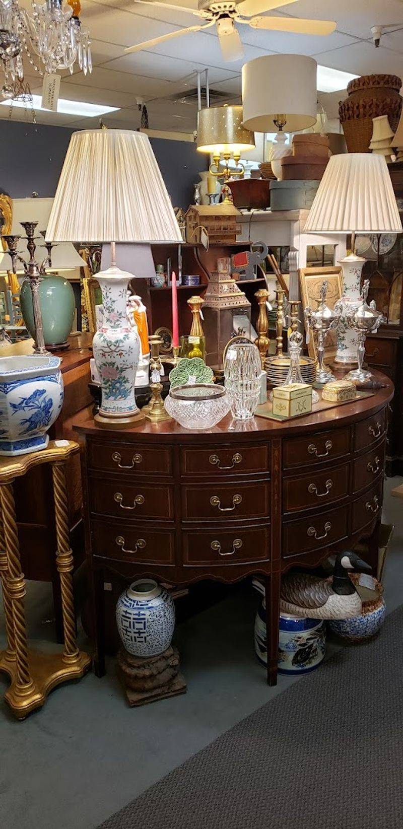 Antique Lamps and Lighting That Set the Mood Antique Lamps and Lighting That Set the Mood