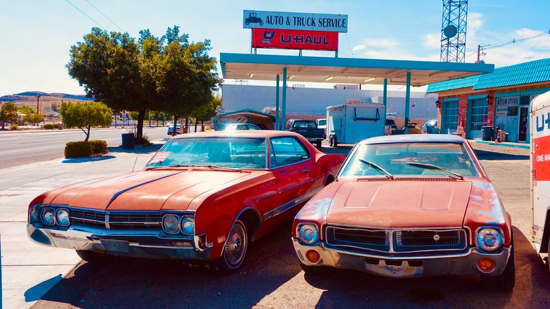 Antique Shopping And Vintage Finds