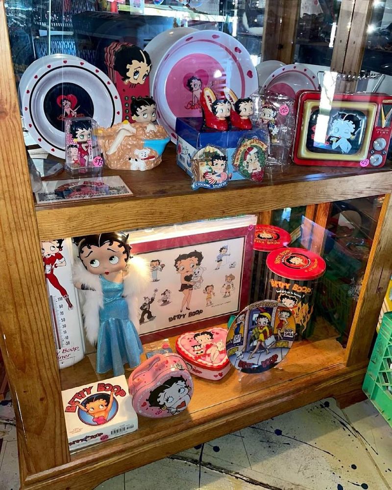 Antique and Vintage Finds Worth the Hunt