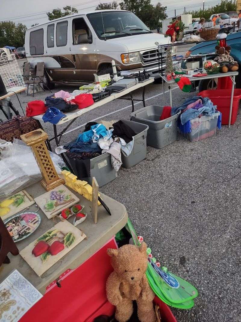 Antiques and Collectibles That Will Delight Any Treasure Hunter