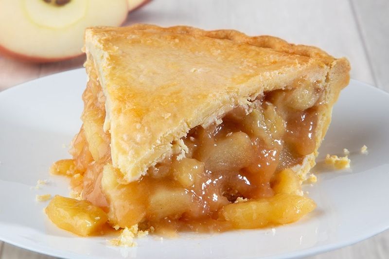 Apple Pie That Keeps Comfort Food Traditions Alive Apple Pie That Keeps Comfort Food Traditions Alive