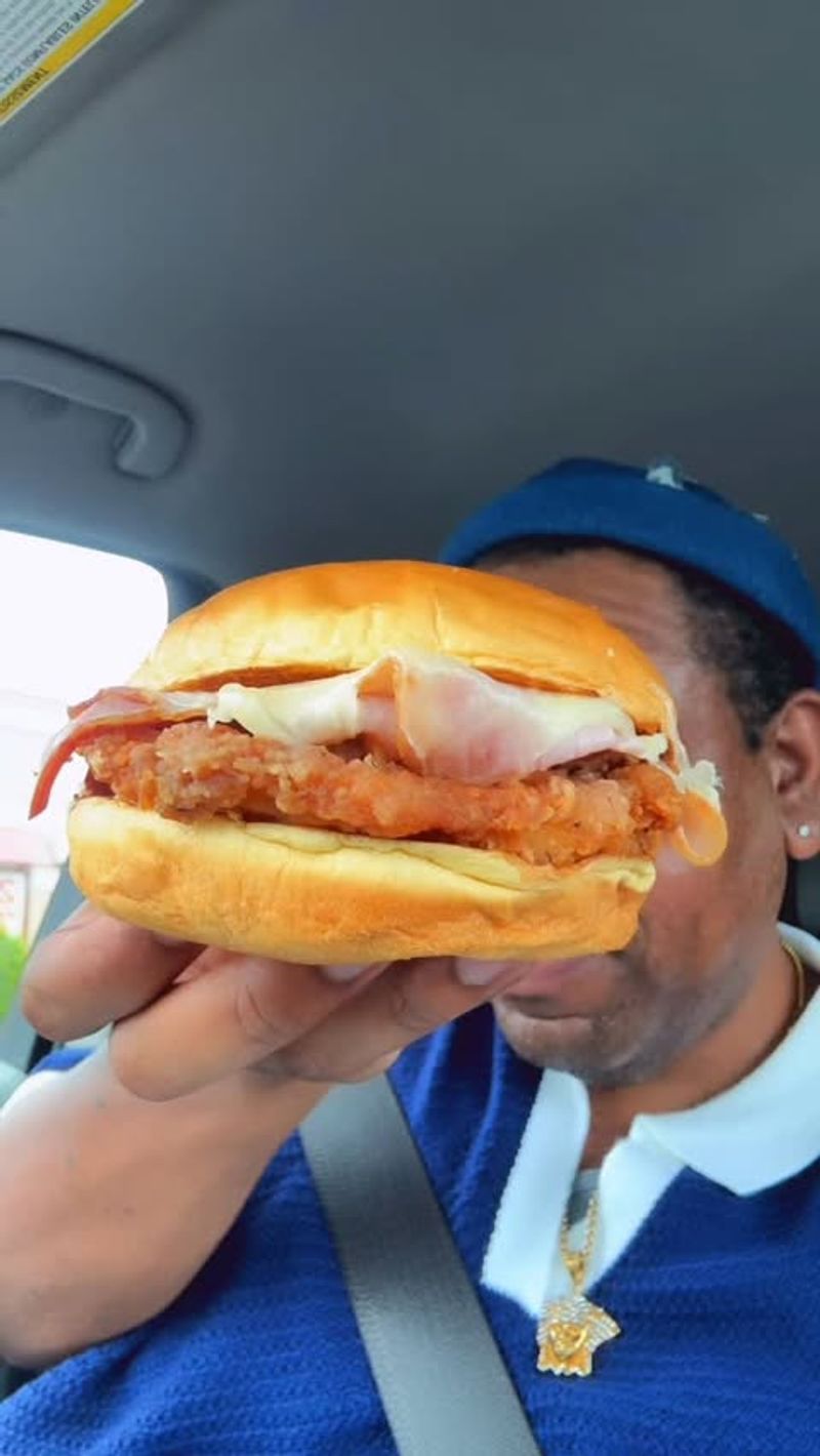 Arby's - Crispy Chicken Sandwich