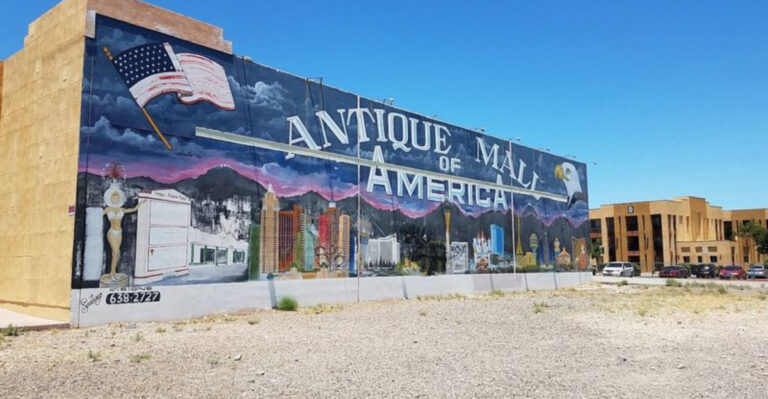 At This Enormous Nevada Vintage Mall, A Small Budget Can Fill Your Car With Incredible Finds