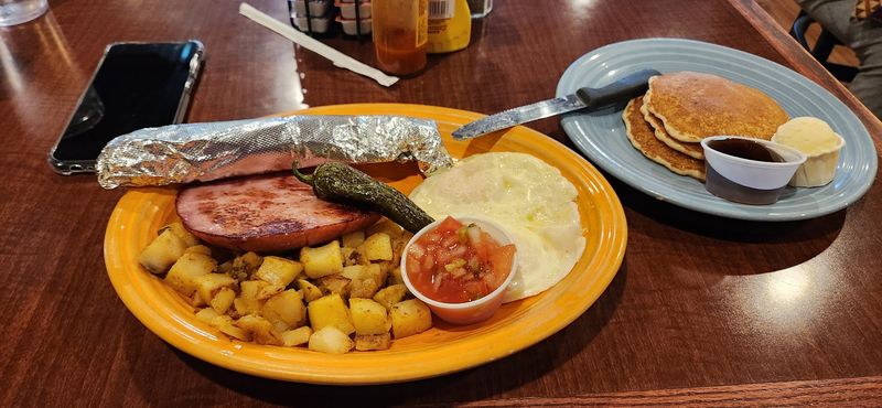 Bacon-Wrapped Jalapenos Worth the Hype