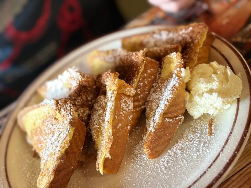 Banana French Toast Royal Worth Every Single Calorie