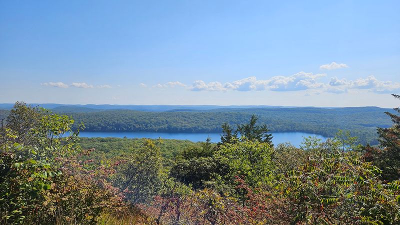 Bare Rock Trail: The Rewarding Climb With Jaw-Dropping Views