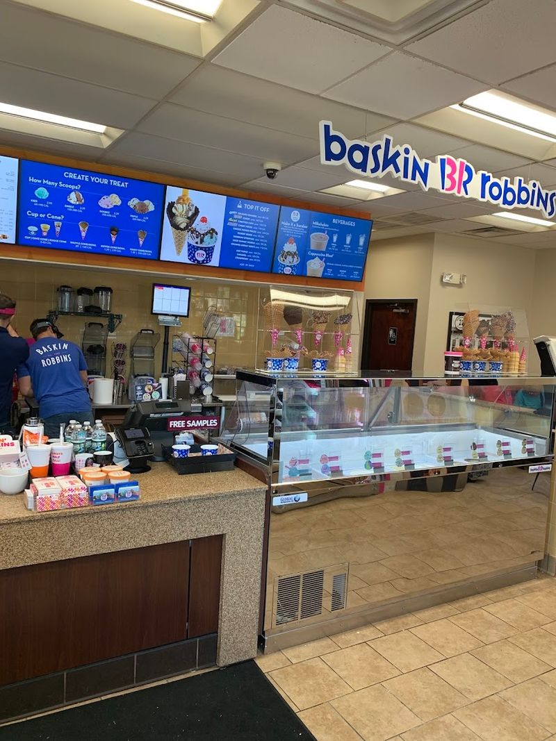 Baskin-Robbins - Canton, Massachusetts