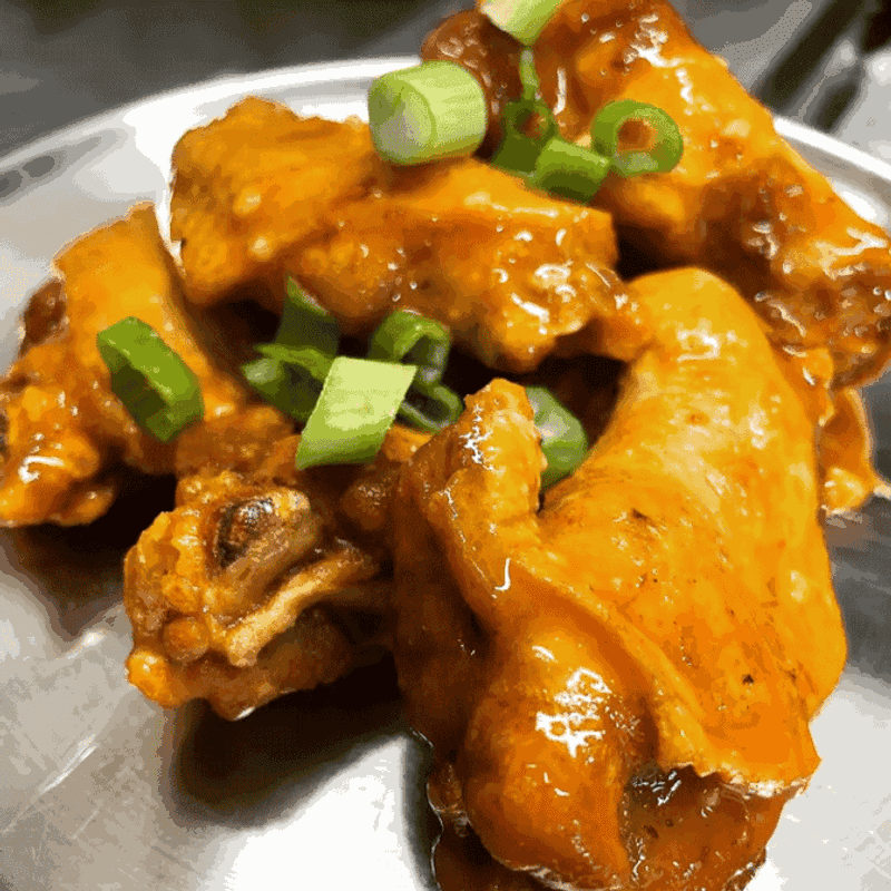 Beers on Tap and a Happy Hour Worth Planning Around