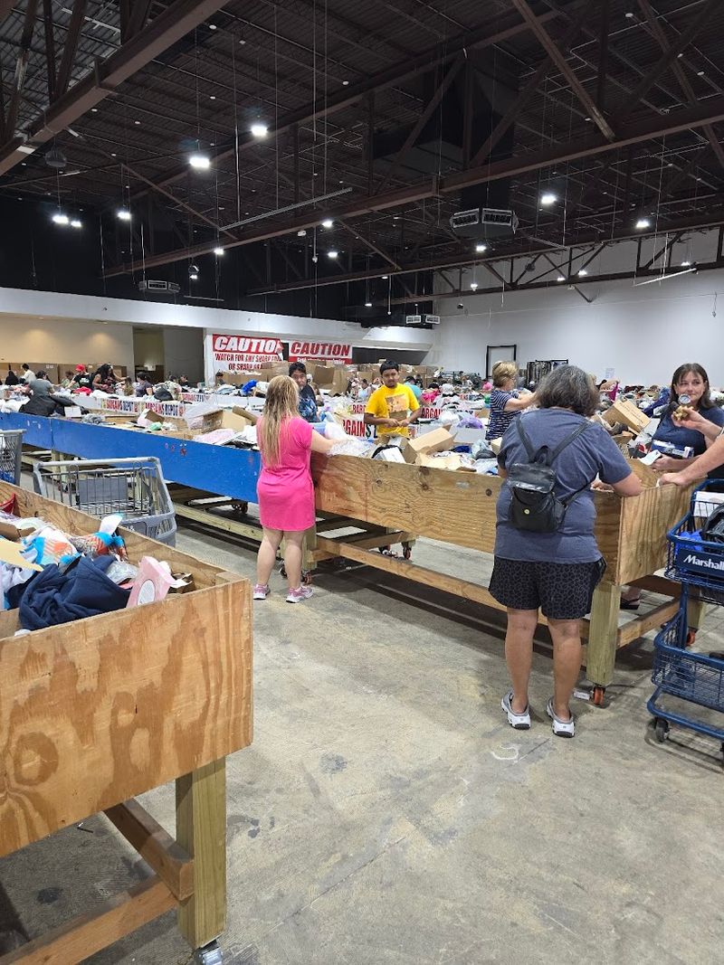 Bin-Style Shopping Experience