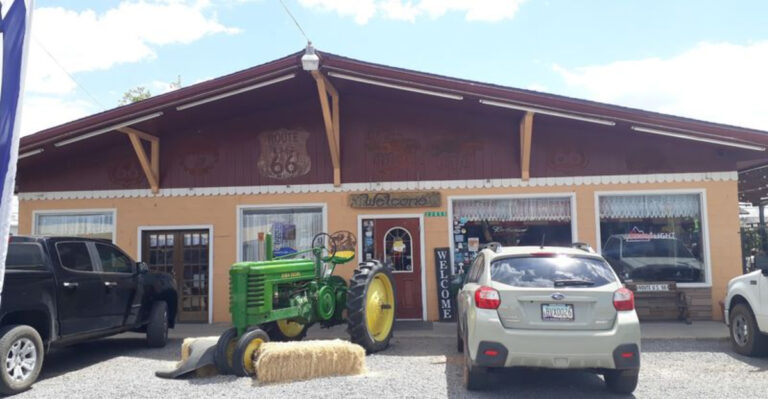 Blink And You’ll Miss This Amazing Little Cafe Nestled Along Route 66 In Arizona