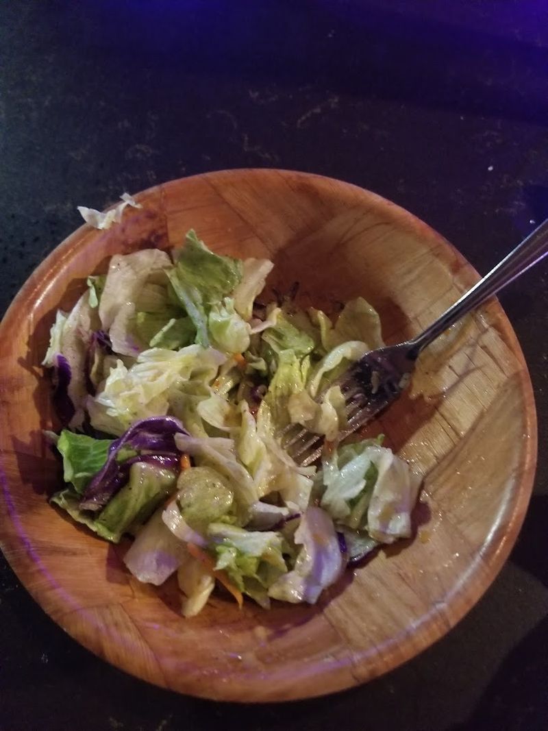 Bottomless Salad Bowl Worth Coming Back For Bottomless Salad Bowl Worth Coming Back For