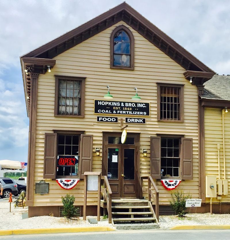 Browse the Local Art Galleries and Boutiques