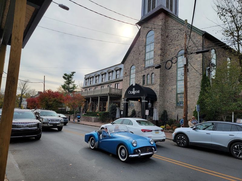 Bucks County Antique Dealers Association Finds Bucks County Antique Dealers Association Finds