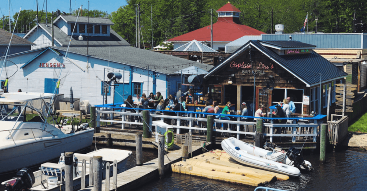 Burger Lovers Across Michigan Are Making The Drive To This Waterfront Restaurant Everyone Seems To Recommend