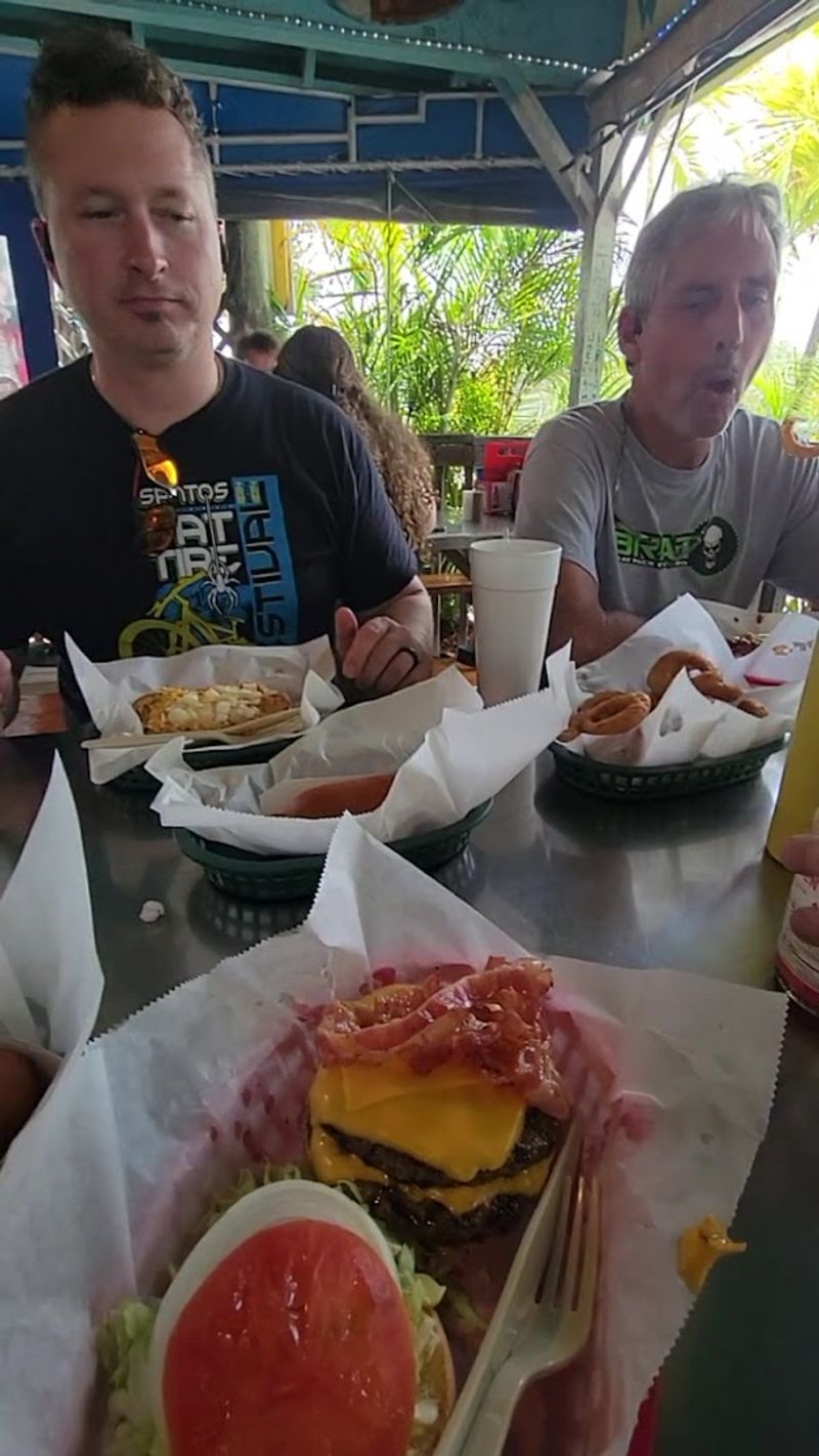 Burgers Built to Satisfy