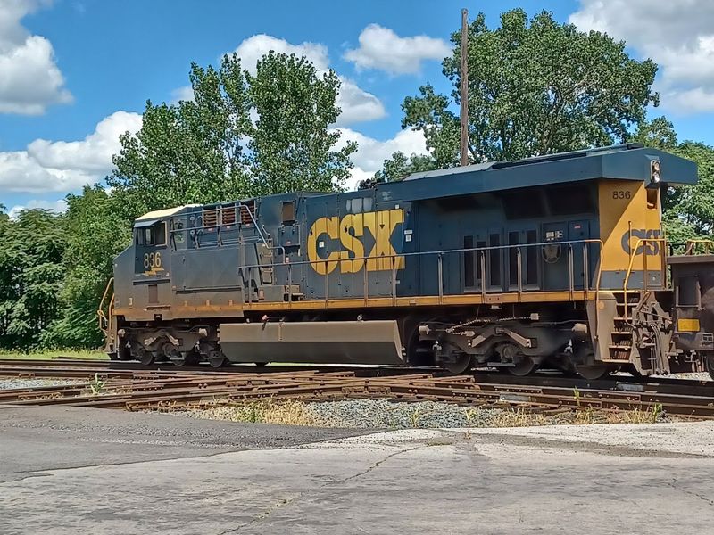 CSX Mainline Action Up Close